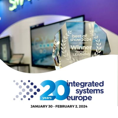 Award-winning SMART GX interactive display showcased at ISE 2024, with the Tech & Learning Best of Show trophy prominently displayed.